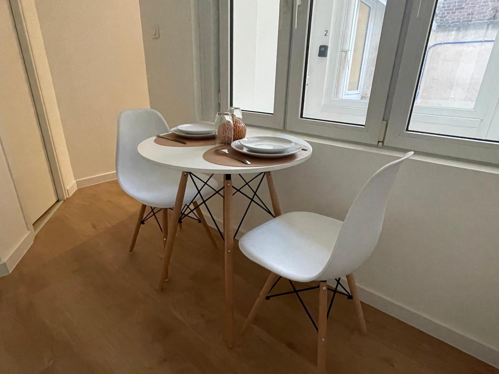 Edenly Stay Saint-Quentin  Buitenkant foto